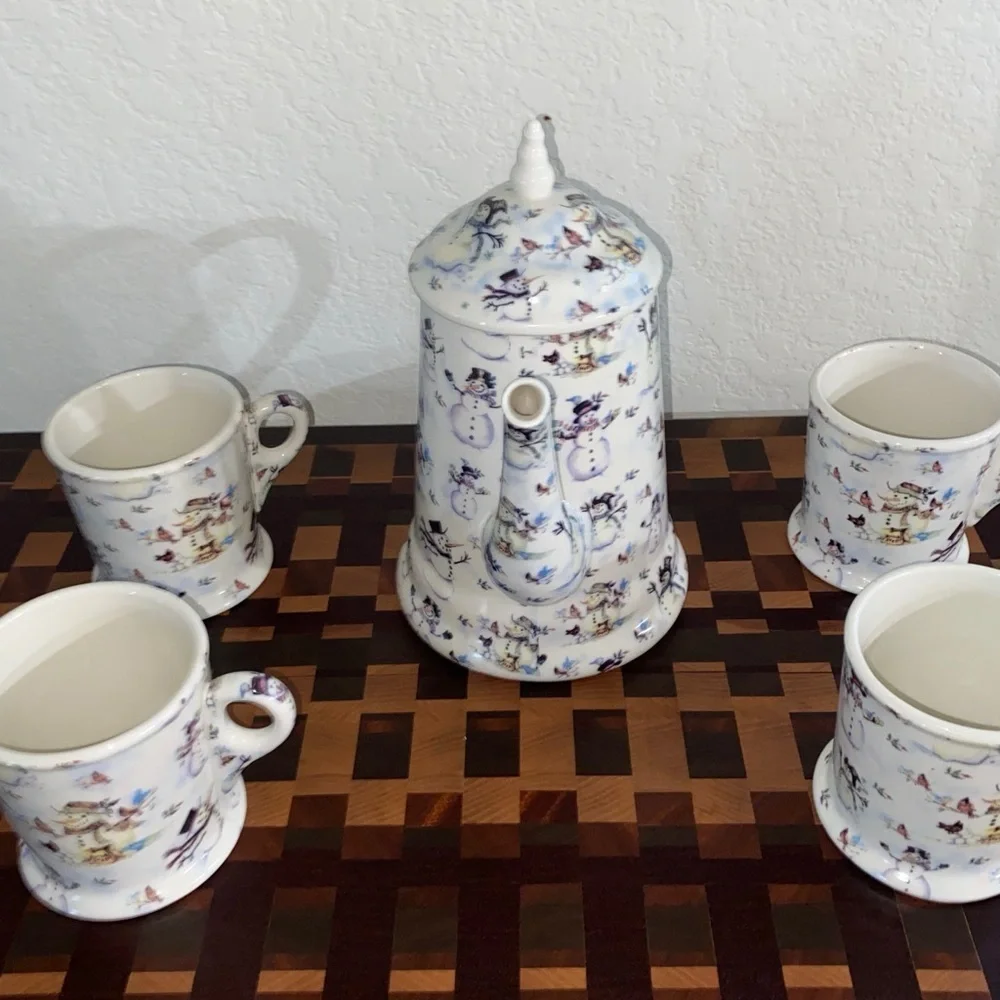 Vintage Grace Snowman Christmas Holiday Porcelain Tea\Coffee Set Kettle/4 Mugs